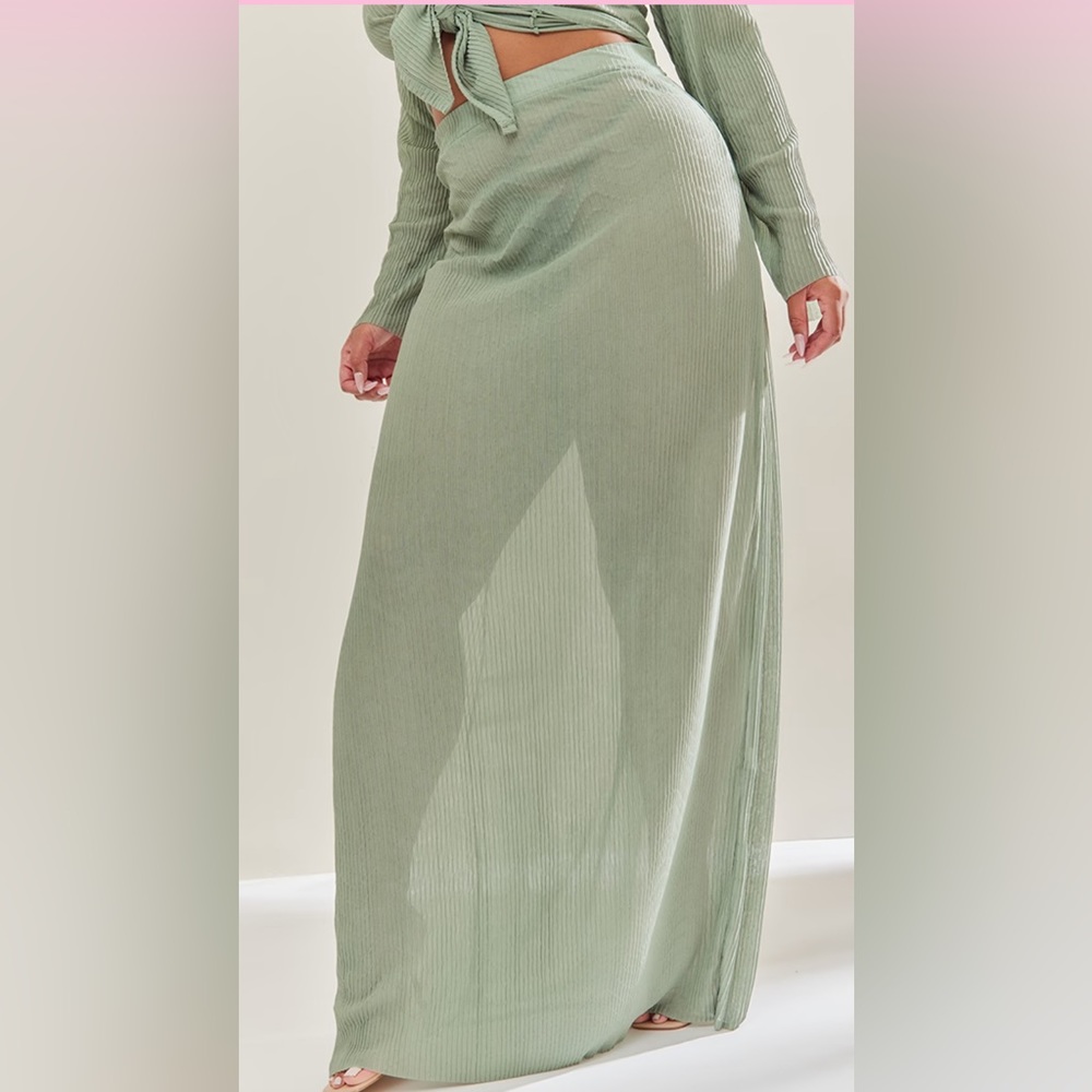 Sage Sheer Maxi Skirt prettylittlething NWT size 26